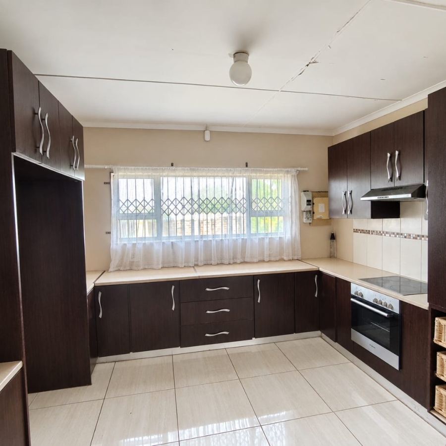 4 Bedroom Property for Sale in Gonubie Eastern Cape
